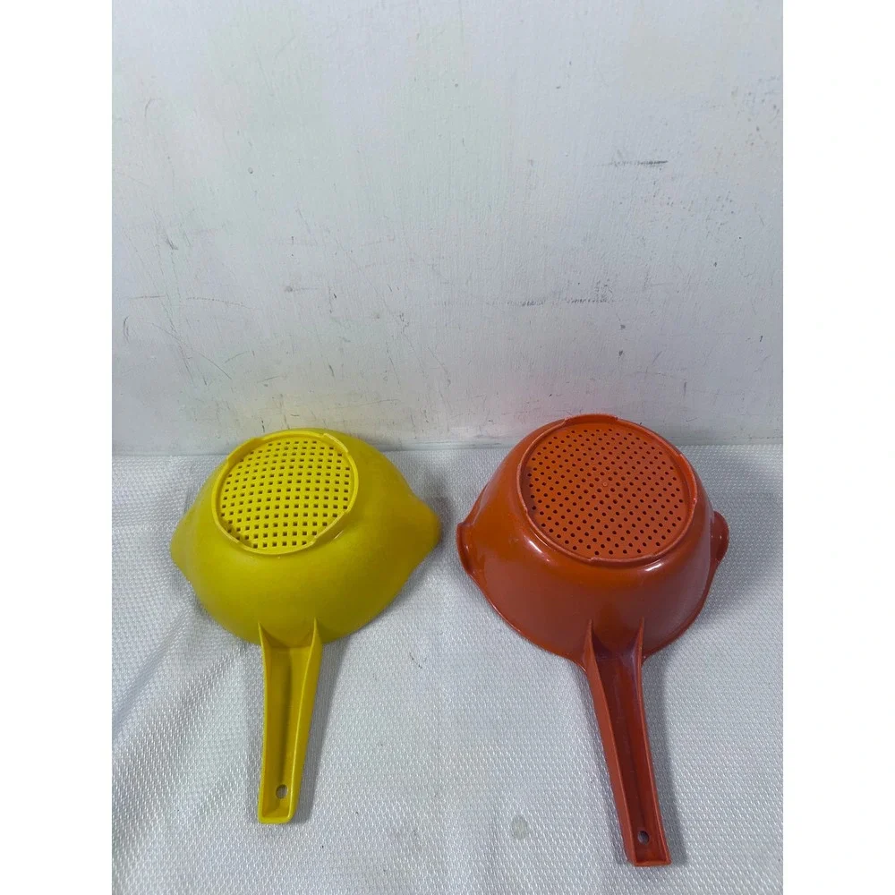 Tupperware Colander Set 2pc Yellow Orange‎ Vintage Plastic Strainer Kitchenware